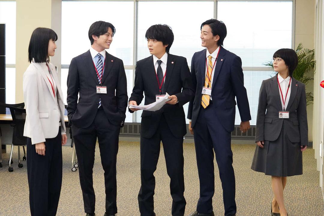 《同期的小樱》剧照