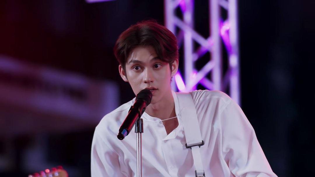 《假偶天成》海报第13张图片