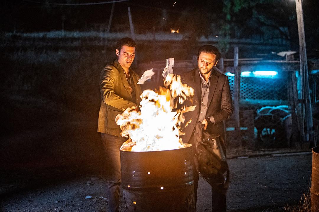 《零零零第一季》剧照