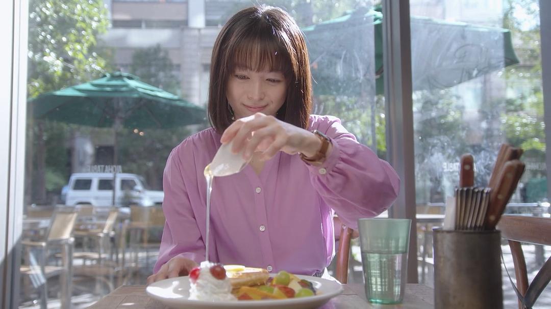 《在不白不黑的世界里，熊猫笑了》剧照第24张图片