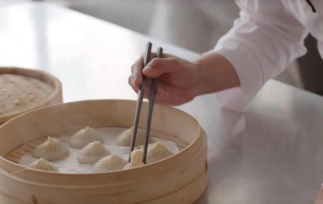 《美食不美第二季》海报第15张图片