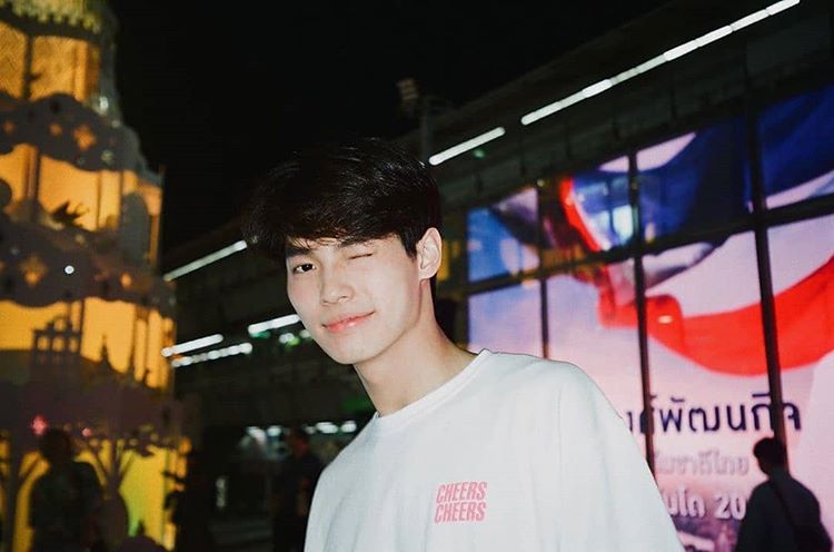 《假偶天成》海报第31张图片