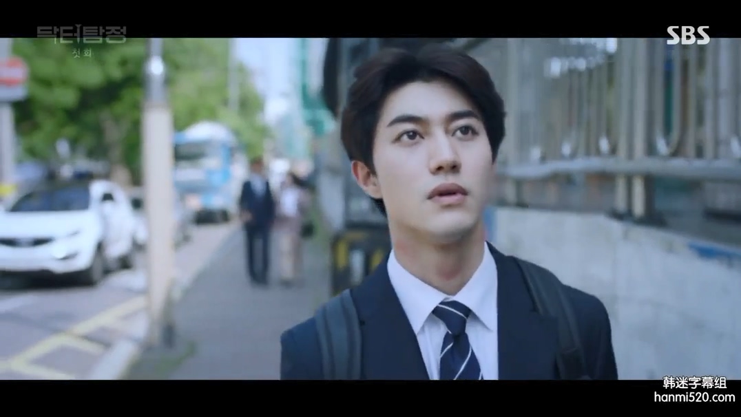 帅哥哥第一集就领便当...