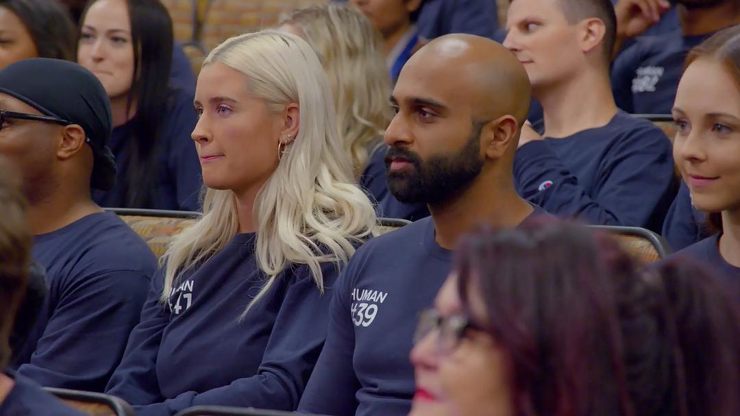 《百人社会实验第一季》剧照