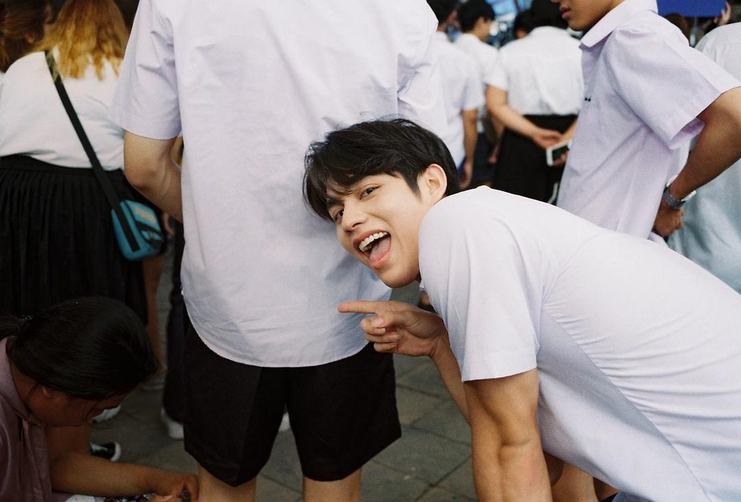 《假偶天成》海报第20张图片