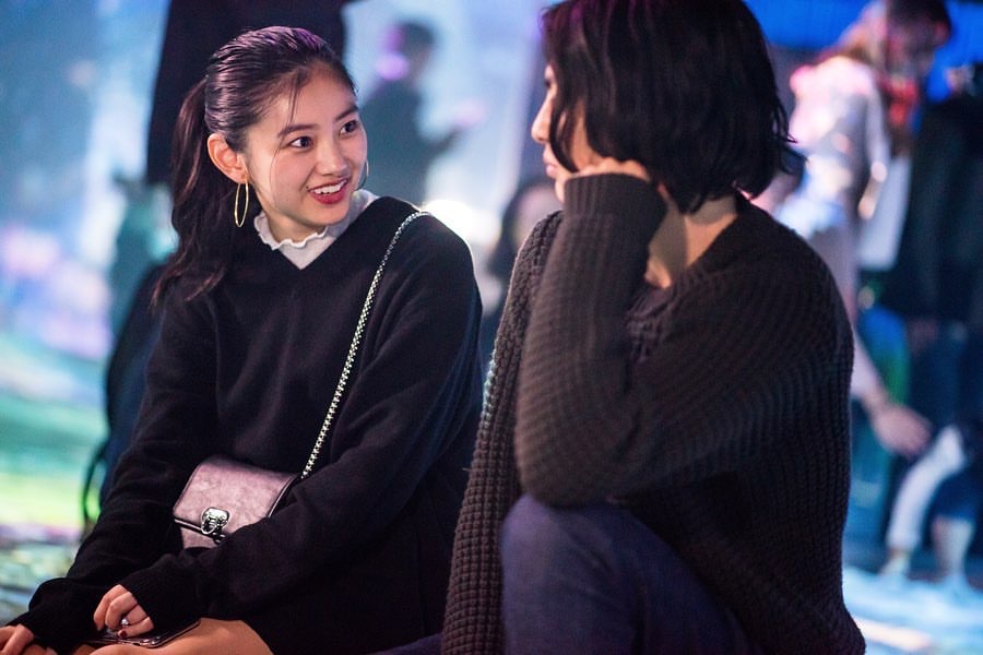 《别被月亮与狼酱所欺骗》剧照第28张图片