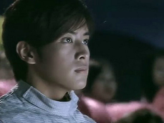 《当四叶草碰上剑尖时》海报第53张图片