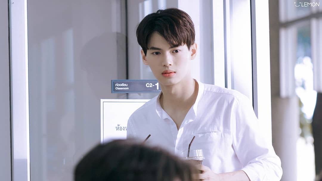 《假偶天成》海报第45张图片