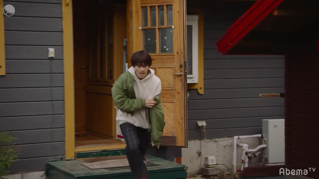 《只有我是17岁的世界》剧照第20张图片