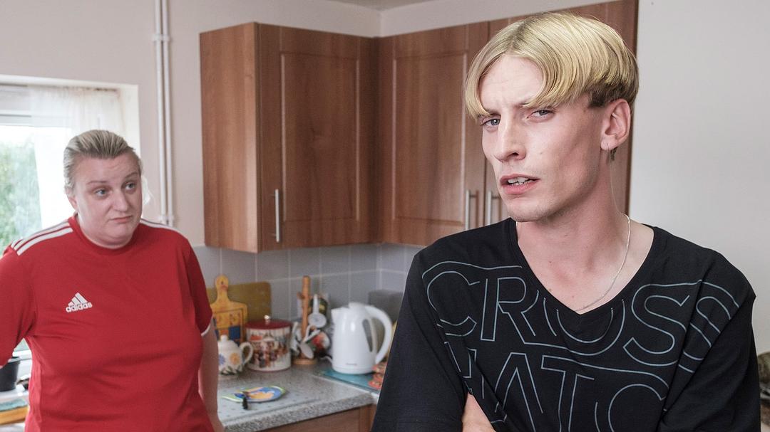 《英村脑残故事第三季》剧照