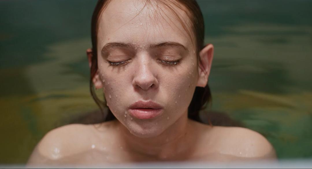 《离经叛道》剧照第26张图片