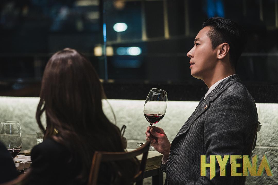 《鬣狗式生存》剧照第38张图片