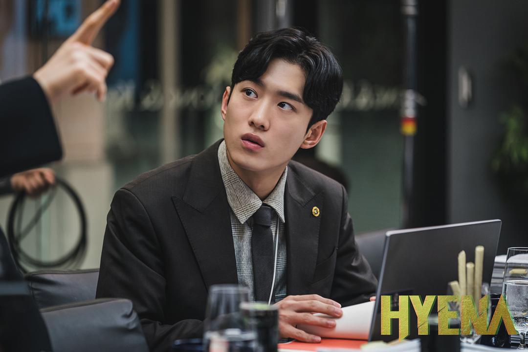 可爱单纯的罗辩