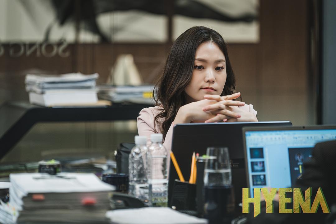 《鬣狗式生存》剧照第27张图片