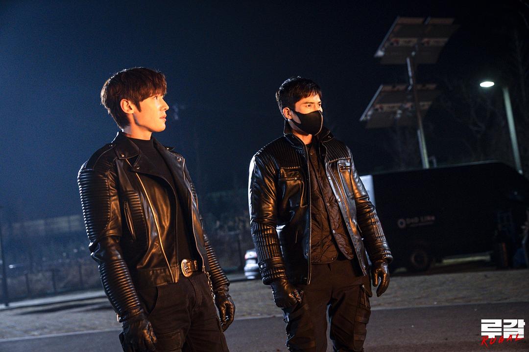 《泪竭》海报第29张图片