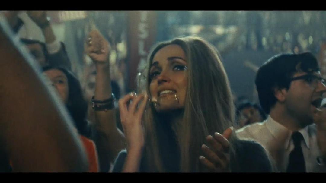 《美国夫人》海报第46张图片