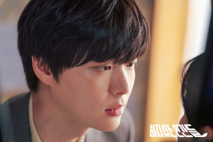 《有瑕疵的人们》剧照第36张图片