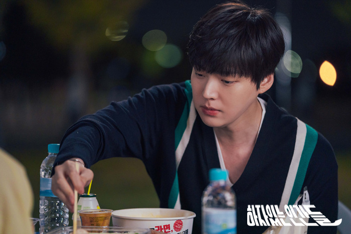 《有瑕疵的人们》剧照第31张图片