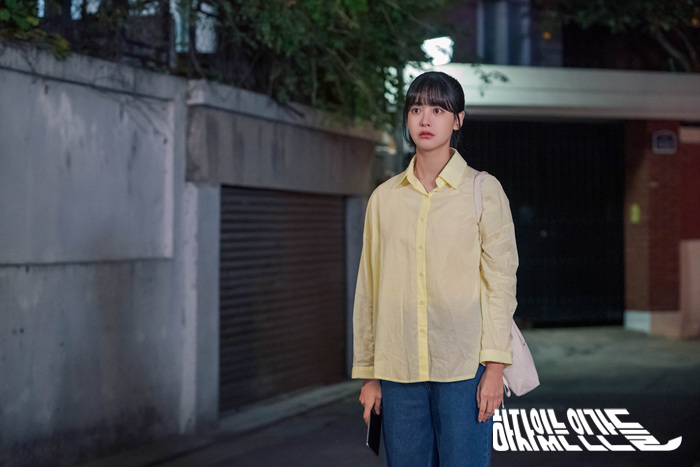 《有瑕疵的人们》剧照第30张图片