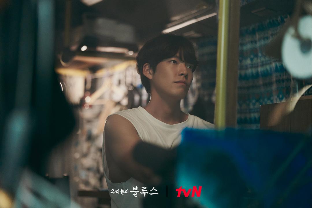 《我们的蓝调》剧照第46张图片