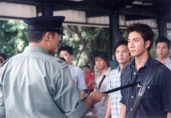 《学警雄心》海报