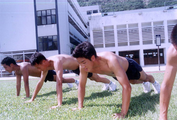 《学警雄心》海报