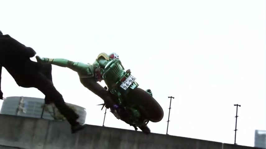 《假面骑士W(Double)FOREVERAtoZ\/命运的盖亚记忆存储条》海报第24张图片