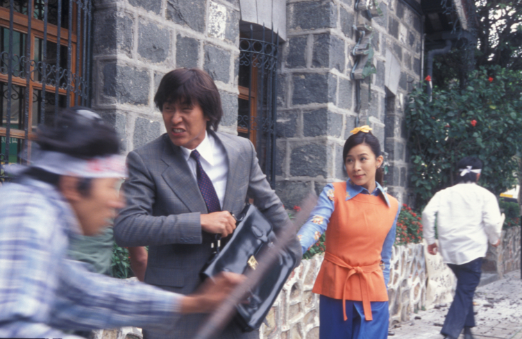 《凤凰四重奏》剧照第50张图片