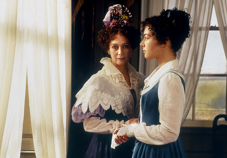 《锦绣佳人》剧照第19张图片