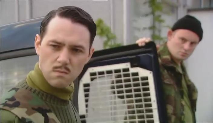 《屋事生非第二季》剧照第31张图片