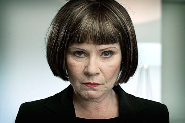 《疯城记第二季》剧照第20张图片