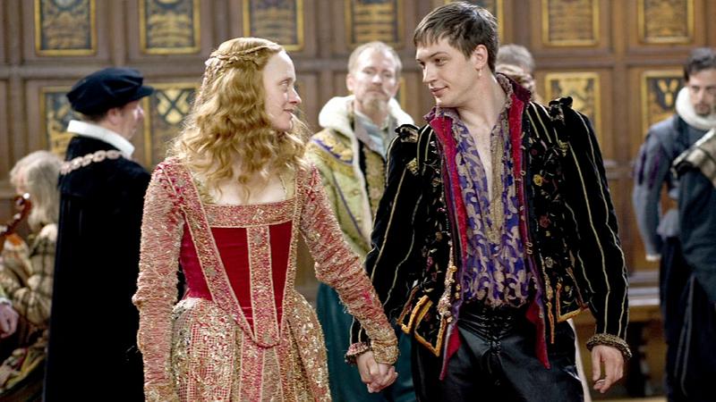 《童贞女王》剧照