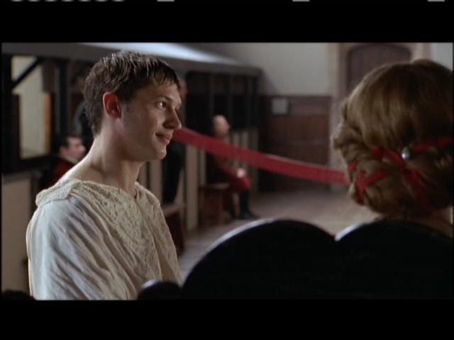 《童贞女王》剧照第31张图片