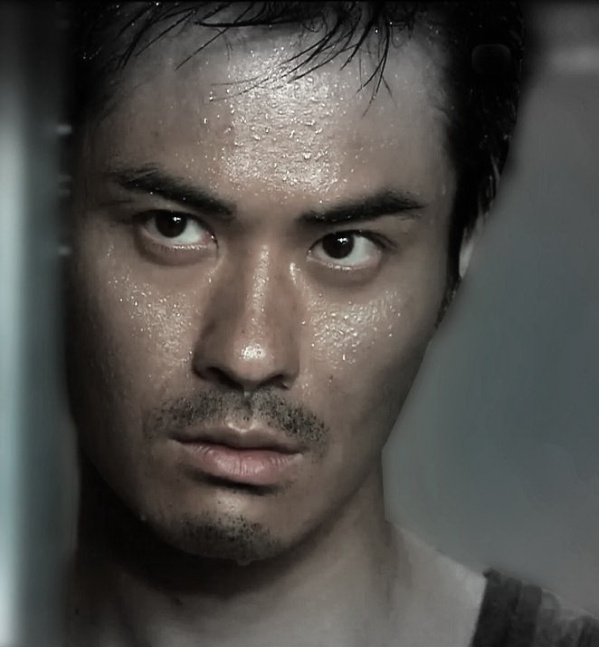 《与敌同行》剧照第37张图片