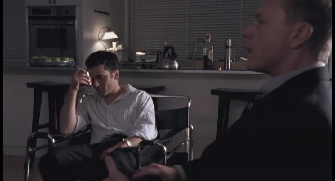 《国家内部》剧照第32张图片