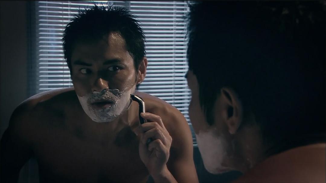 《与敌同行》剧照第21张图片