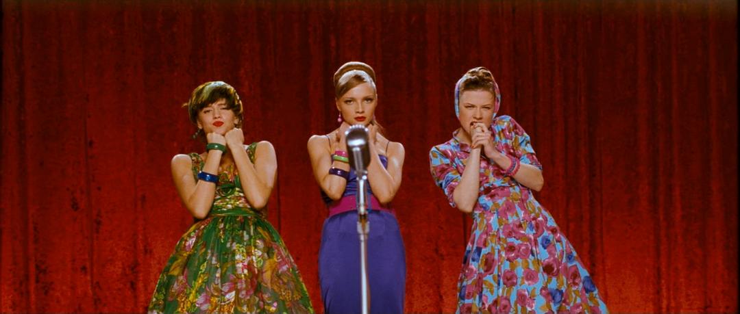 《潮人》海报第50张图片