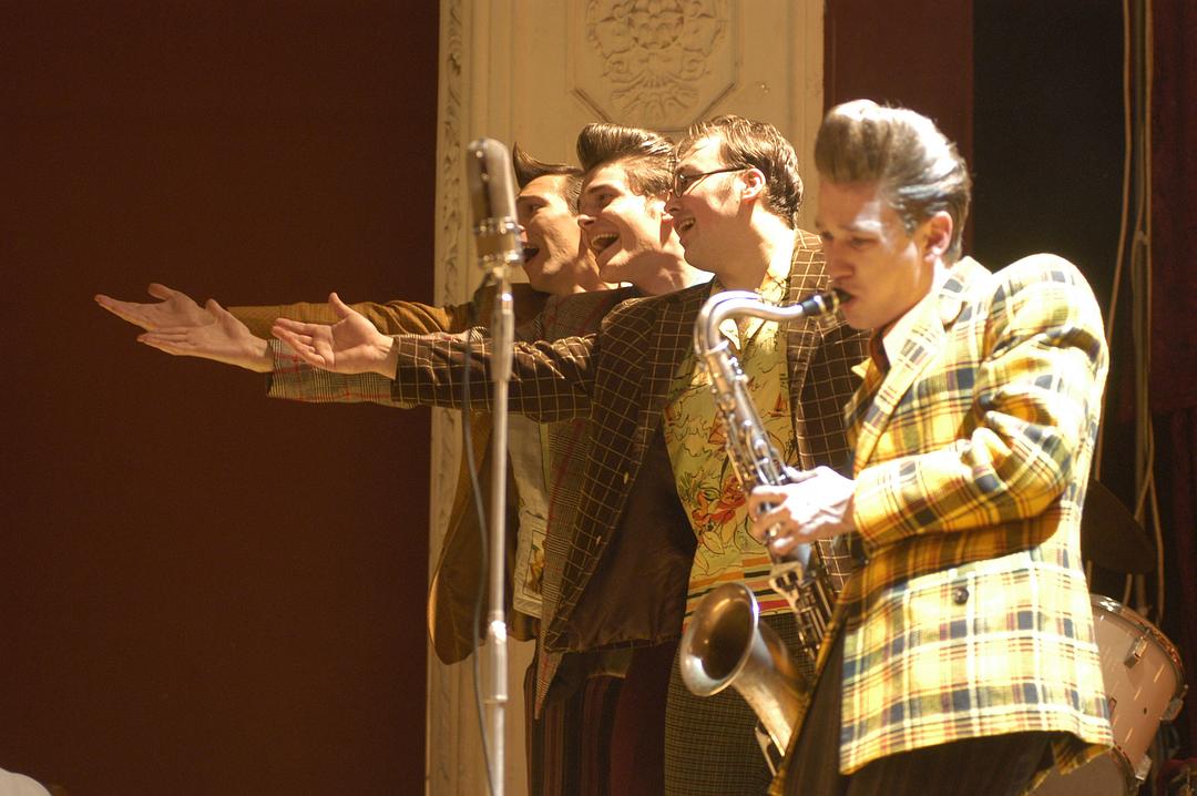 《潮人》海报第11张图片