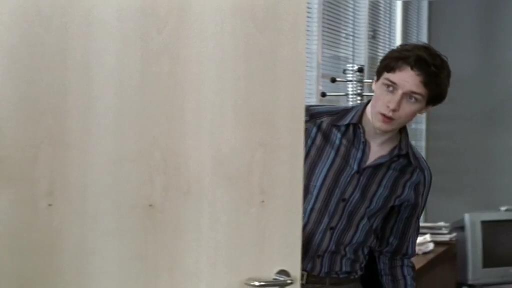 《政局密云》海报第13张图片