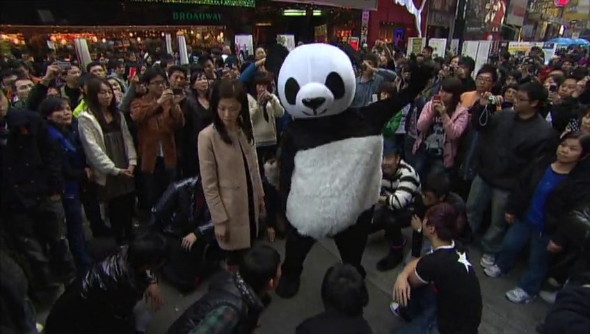《女警爱作战》剧照第41张图片