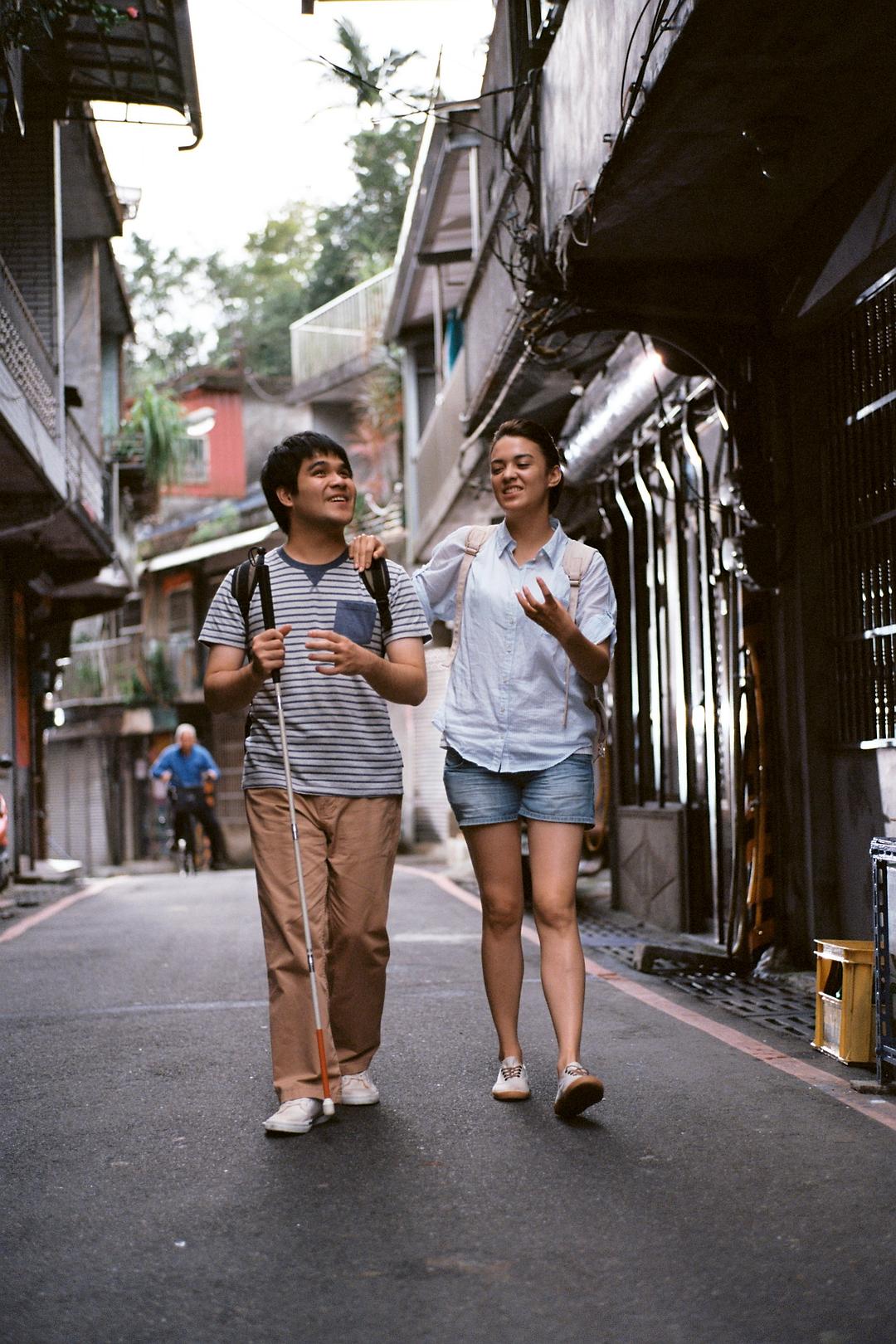 《逆光飞翔》海报