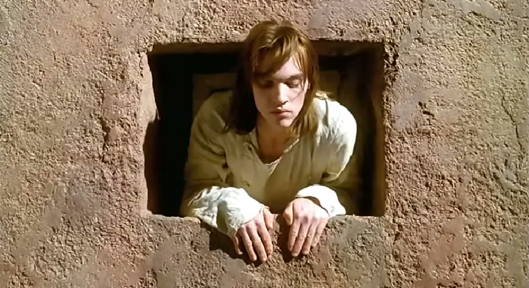 《歌门鬼城》剧照