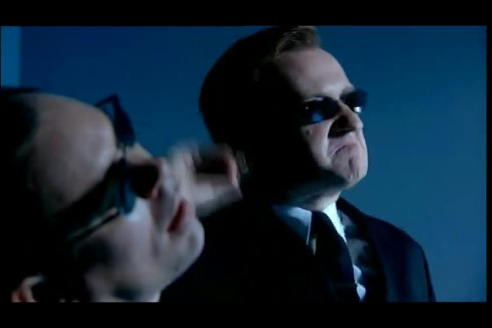 《屋事生非第二季》剧照第18张图片