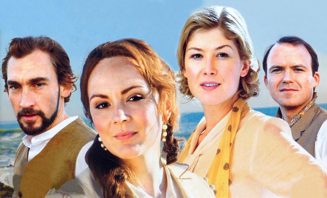 《恋爱中的女人》剧照第24张图片