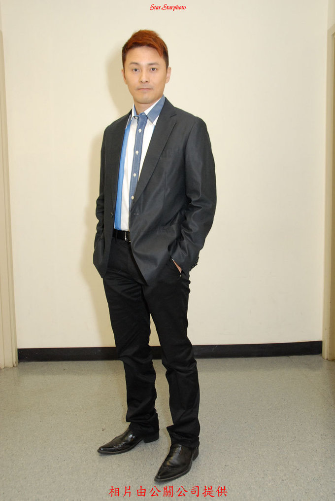 《居家兵团》剧照第28张图片