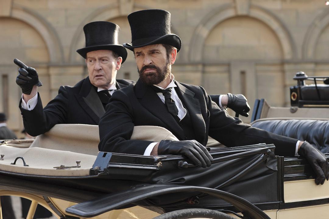 《队列之末》海报第50张图片