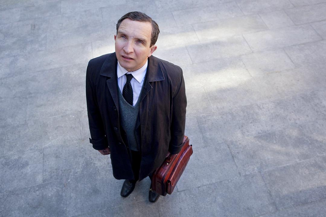 《寂静人生》海报