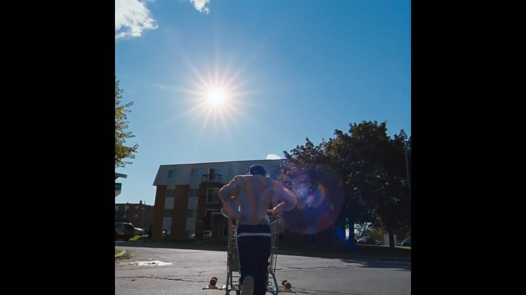 《妈咪》海报第41张图片