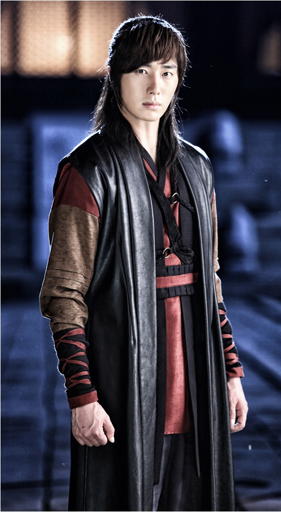 《巡夜人日志》剧照第33张图片