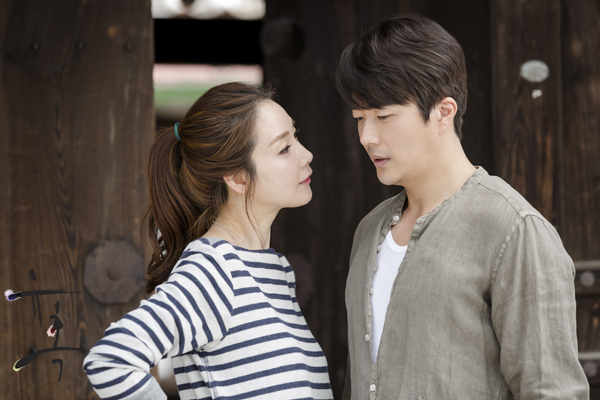 《诱惑》海报第15张图片